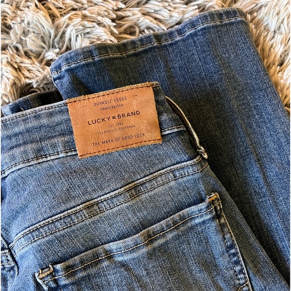 Lucky Brand Sweet Boot jeans - Picture 3 of 4